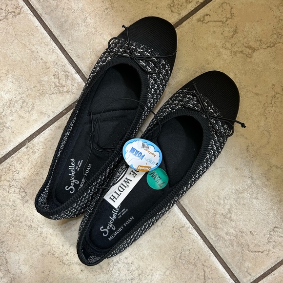NWT Seychelles women’s Ballet Flats - Picture 5 of 10